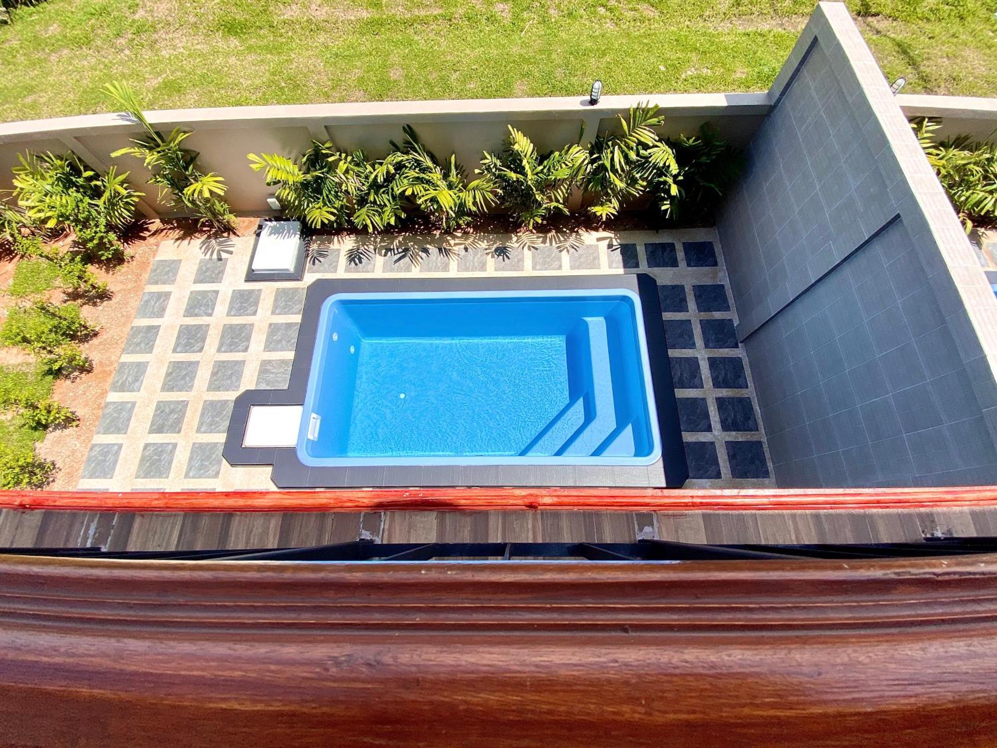 Blue Aura Pool Villa Nai Yang Beach Eksteriør bilde
