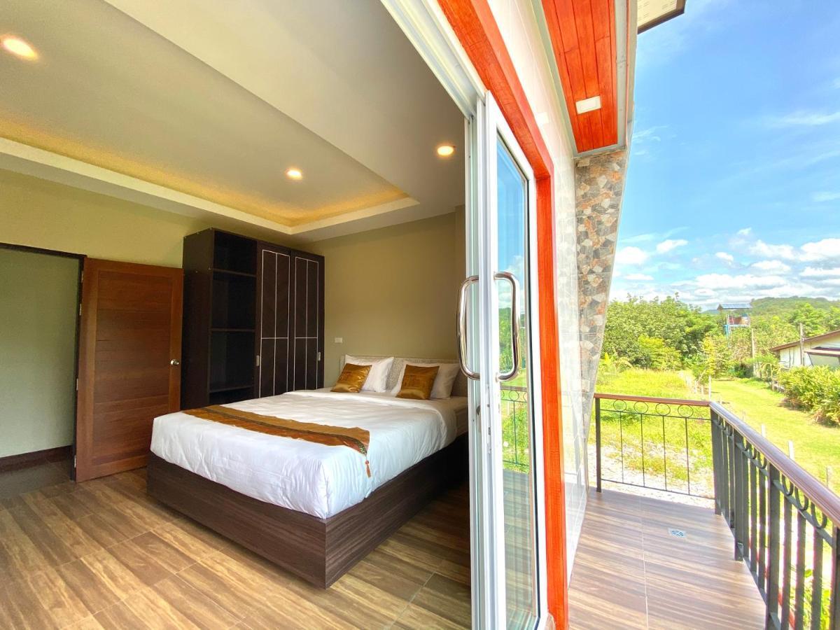 Blue Aura Pool Villa Nai Yang Beach Eksteriør bilde